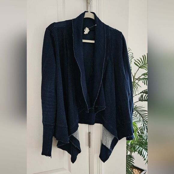 XCVI Blue Knit Shrug Sweater - Picture 1 of 4